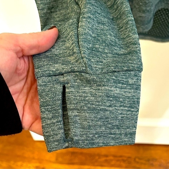 Xersion Slim Fit 1/4 Zip Pullover Athletic Jacket - Picture 3 of 6